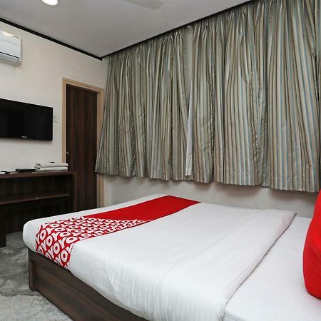 כלכותה Oyo 15966 Hotel Shivam מראה חיצוני תמונה