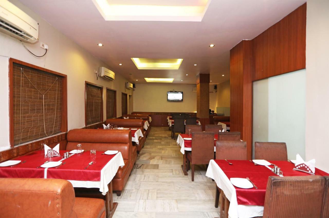כלכותה Oyo 15966 Hotel Shivam מראה חיצוני תמונה